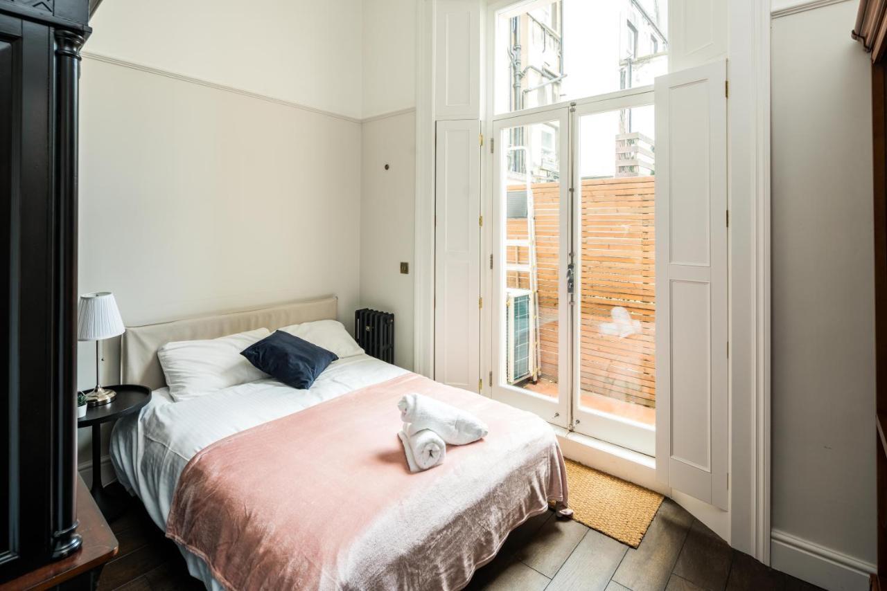 4 Bedroom House Up To 10 People At Heart Of Kensington And Chelsea London Luaran gambar