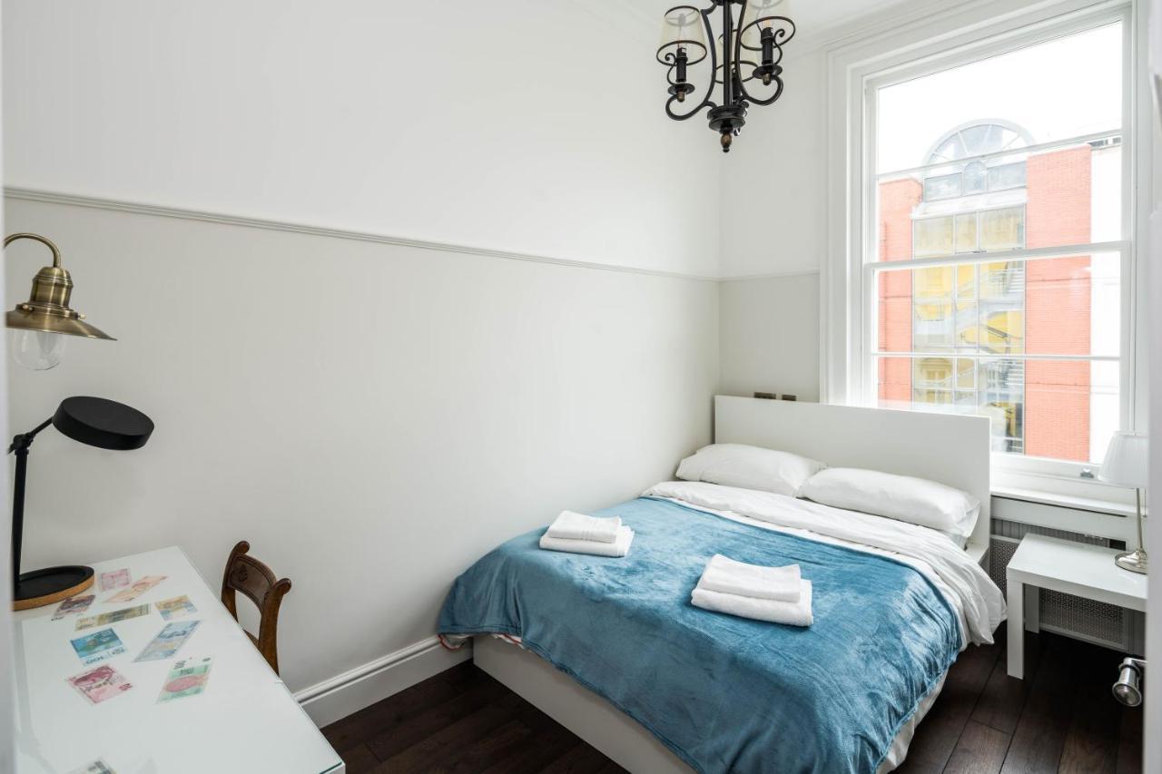 4 Bedroom House Up To 10 People At Heart Of Kensington And Chelsea London Luaran gambar